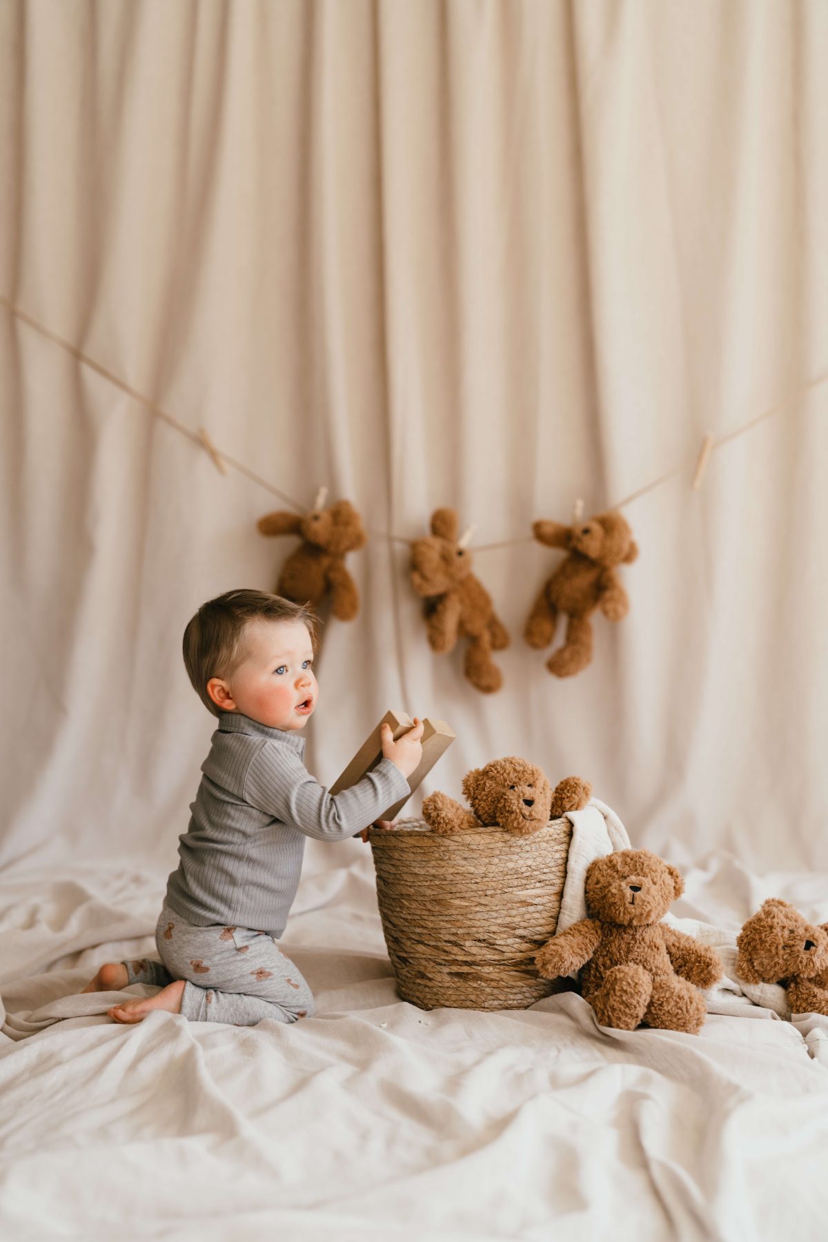 A Tiny Story - Baby Pants Bears light grey melange - Afbeelding 4