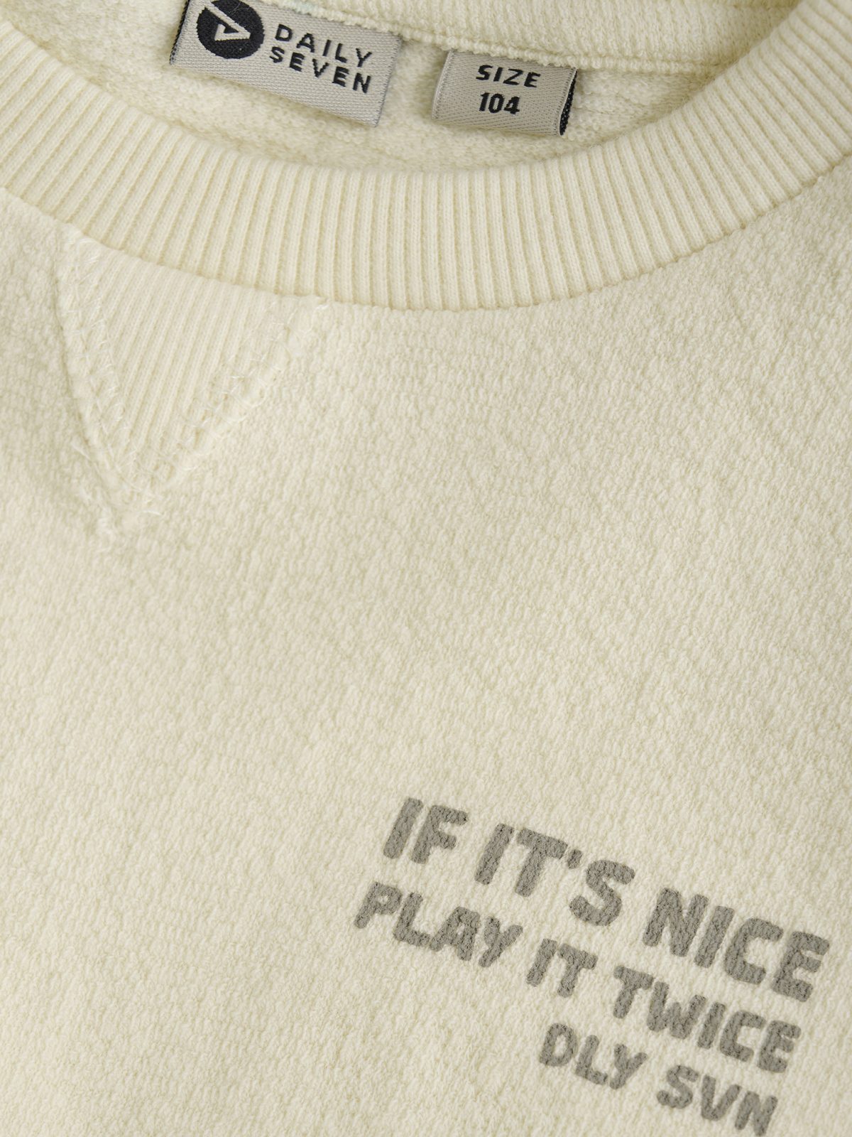 Daily Seven - T-shirt Longsleeve Backprint - Afbeelding 3