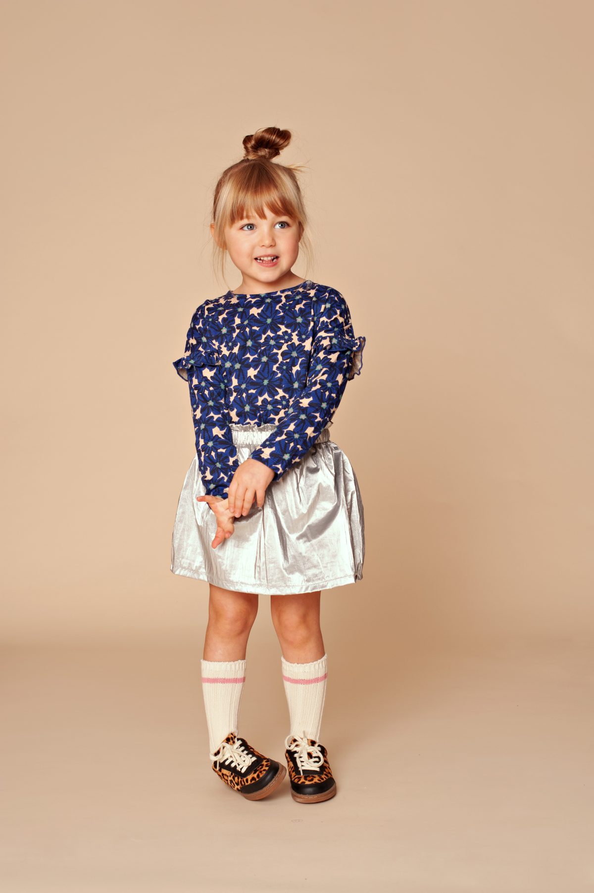 Stains & Stories - girls skirt silver shiny - Afbeelding 2